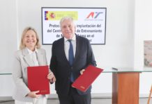 El Ministerio de Defensa y el Aeropuerto de Teruel firman impulsar el Centro Integral de Entrenamiento y Movilidad Aérea