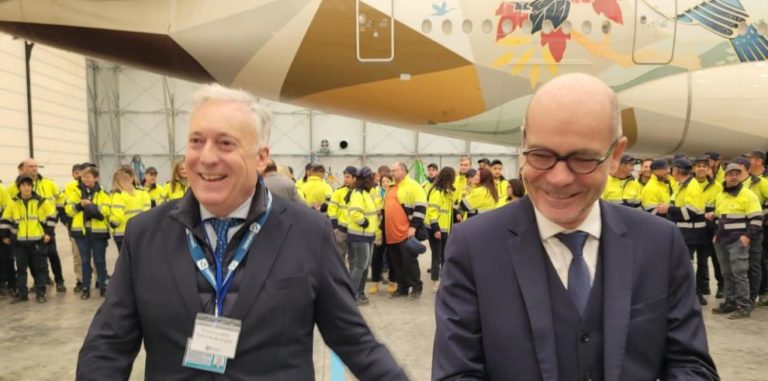 Tarmac inaugura su segundo hangar en el Aeropuerto de Teruel con una inversión de 15 millones de euros