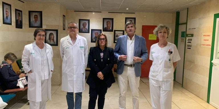 Inaugurada la exposición «25 años de vida» sobre trasplante hepático en el Hospital San Jorge