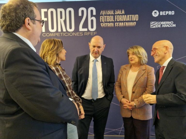Foro 26 se inaugura en Zaragoza para transformar el futuro del fútbol español