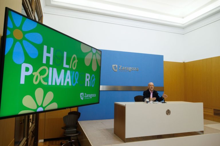 Zaragoza celebra la llegada de la primavera con un domingo lleno de deporte en la Plaza del Pilar