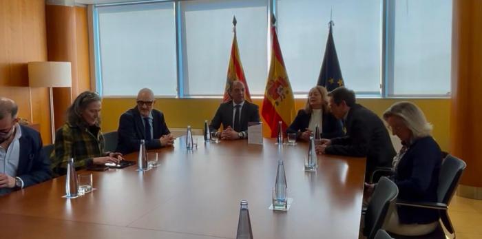 El Hospital Clínico Universitario Lozano Blesa recibe el Certificado de Excelencia en hepatitis C