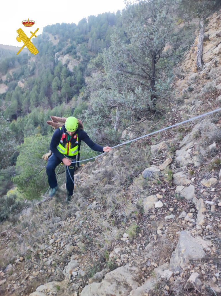 La Guardia Civil auxilia a dos senderistas atrapados en Mosqueruela