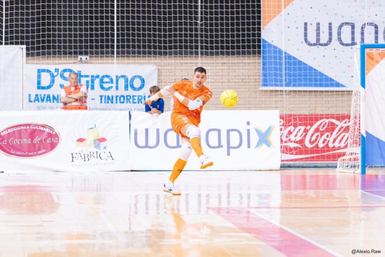 Iván Bernad renueva hasta 2027 con Wanapix