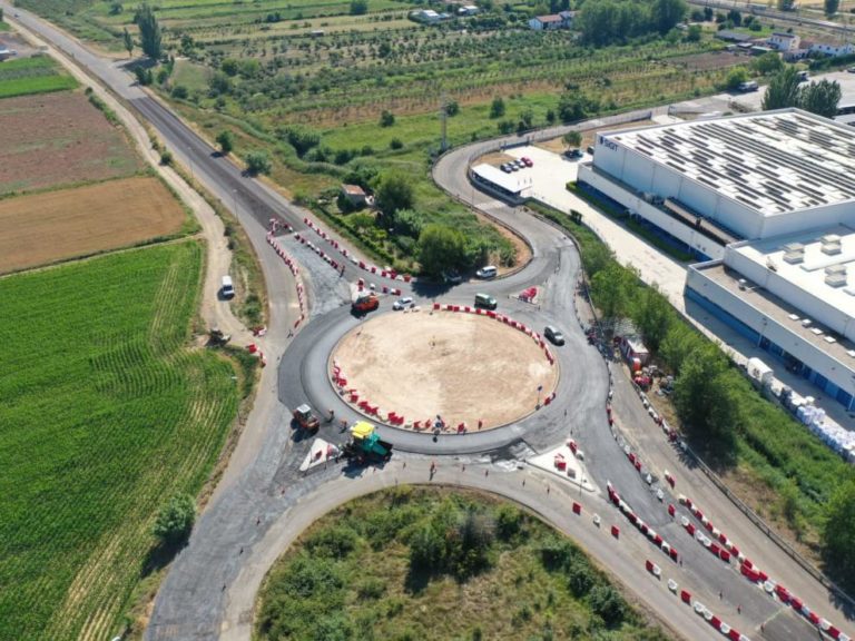Inaugurada la nueva rotonda en la A-202 de Calatayud para mejorar la seguridad vial