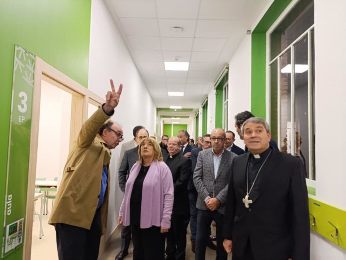 Inauguran nuevas instalaciones del Colegio Sagrada Familia en Tarazona_1