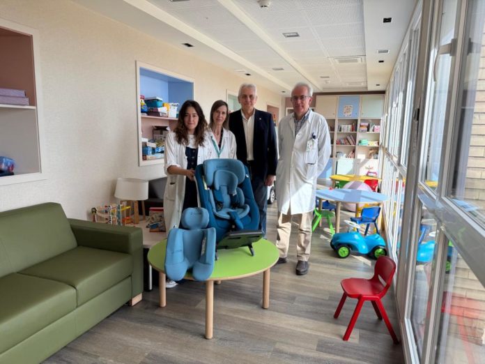 La Alianza Española dona 20 sillas de seguridad infantil al Hospital Miguel Servet de Zaragoza_1