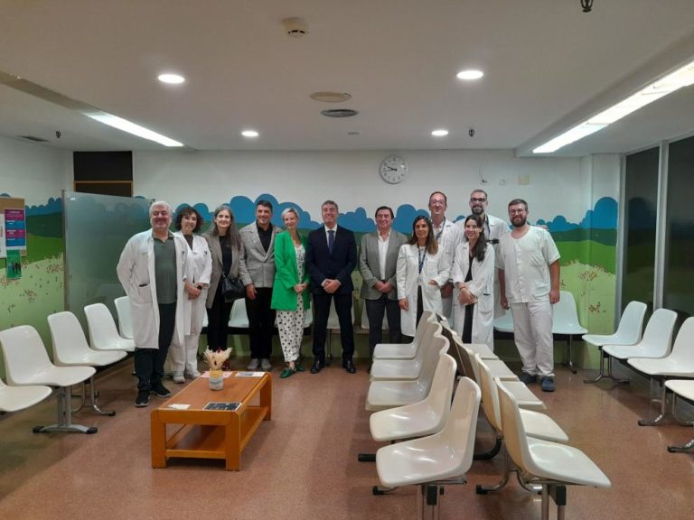 La ONG Believe in Art transforma la Unidad de Mama del Hospital Clínico de Zaragoza