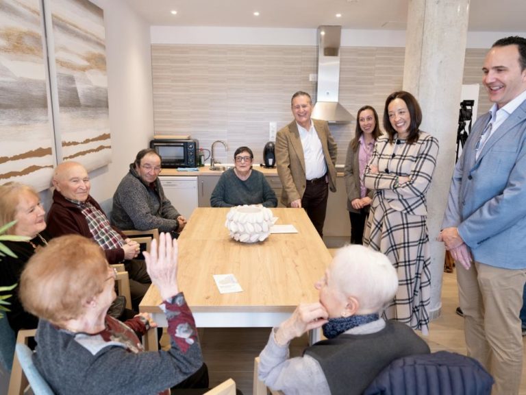 Las Casas del Mayor en Monroyo impulsan el cuidado de mayores en el medio rural