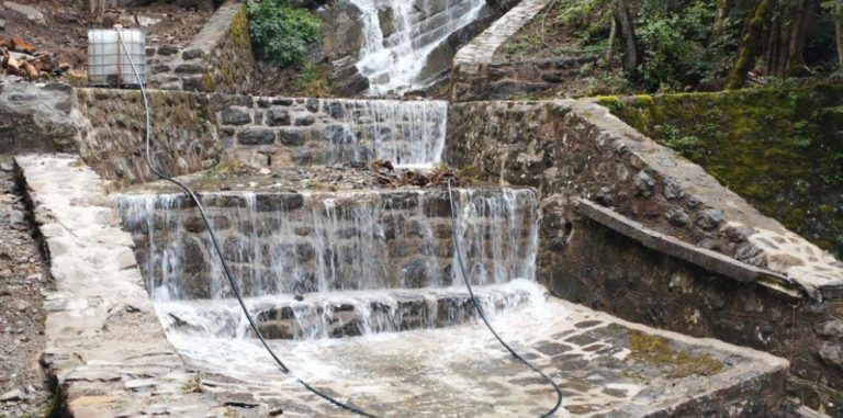 Canfranc refuerza su defensa contra aludes e inundaciones con obras de mampostería y reforestación