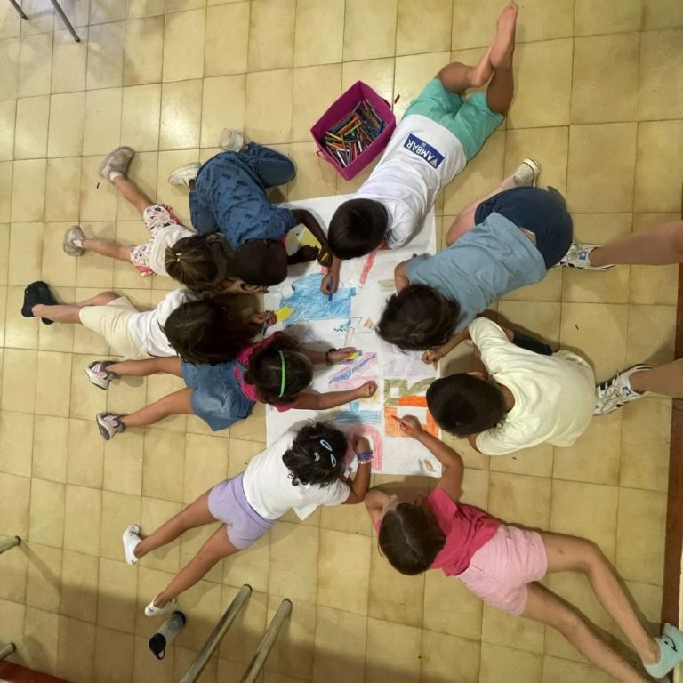 168 municipios de Aragón reciben 400.000 euros en ayudas para actividades de conciliación familiar