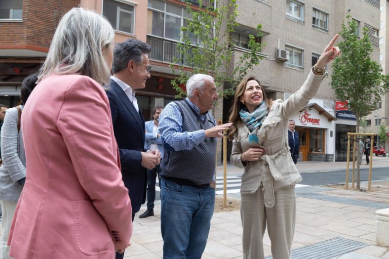 Zaragoza reabre la calle Matadero tras su transformación integral