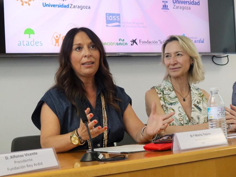Marta Tejero destaca la formación de calidad en servicios sociales en Aragón