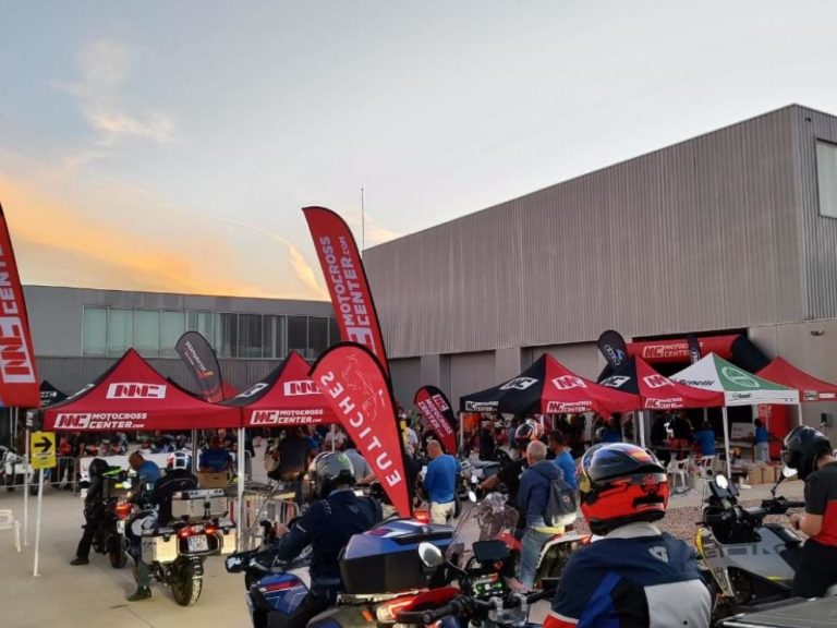 Más de 400 motoristas se dan cita en Alcañiz en la séptima edición de EutichesBook