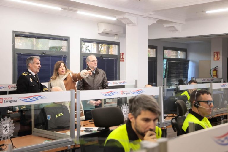 Natalia Chueca agradece a los trabajadores esenciales en Nochebuena y Navidad en Zaragoza