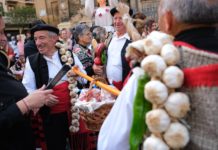 La Ofrenda de Frutos de Zaragoza bate récord con 3.500 inscritos este año