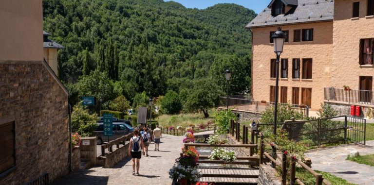 Convenio para el tobogán de montaña, primer proyecto del Plan Pirineos