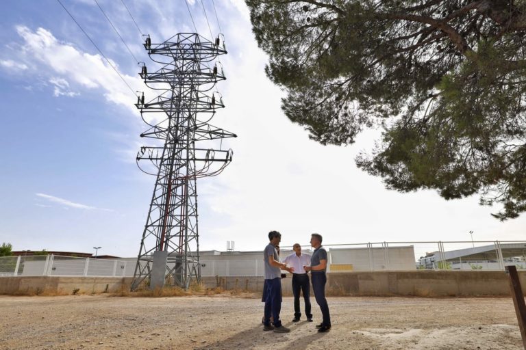 Zaragoza comienza el soterramiento de líneas de alta tensión en Parque Venecia
