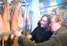 Pilar Alegría critica los «recortes» de Azcón y propone derechos y vivienda en Calamocha