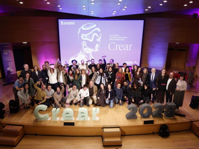 Los Premios CREAR 2025 reconocen a jóvenes talentos