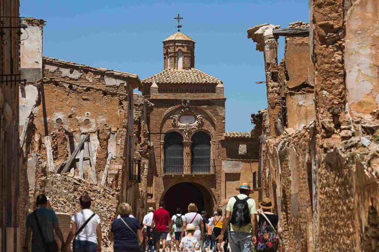 Ayudas de 150.000 euros para 57 asociaciones que protegen el patrimonio cultural en Zaragoza