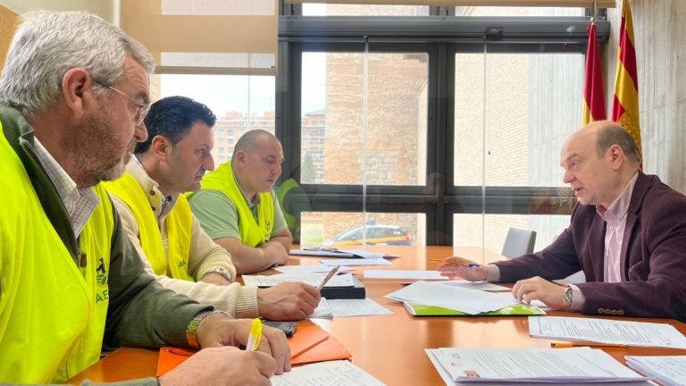 VOX y AEGA denuncian la crisis del sector agrícola en Aragón