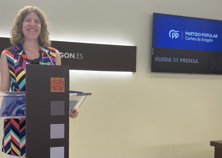 Silvia Casas exige a los socialistas no ser cómplices de abusos en el PSOE