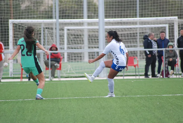 Tati Rodríguez seguirá defendiendo la elástica del Zaragoza CFF