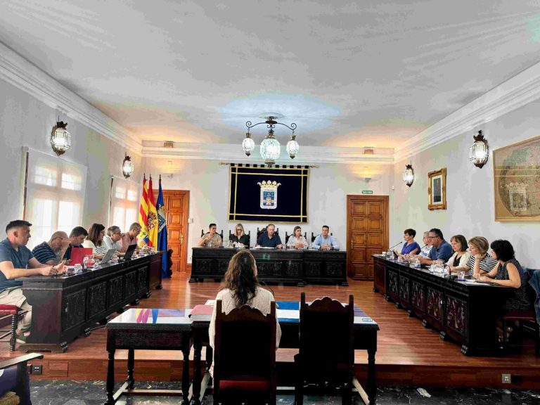 Tarazona reconoce a Chús Ortega y Alfredo Val por su labor en la difusión de la jota aragonesa
