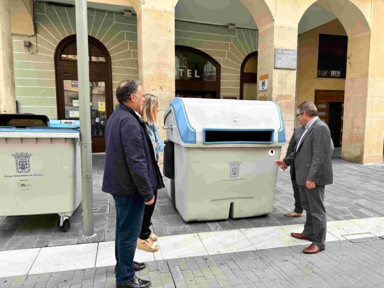 Tarazona renueva su flota de limpieza con diez nuevos vehículos y moderniza los contenedores de cartón