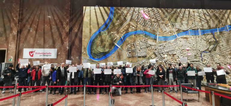 Los trabajadores municipales de Zaragoza exigen un aumento de plantilla y el cumplimiento de los acuerdos