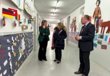 Visita de Tomasa Hernández al Colegio Gloria Fuertes en Andorra