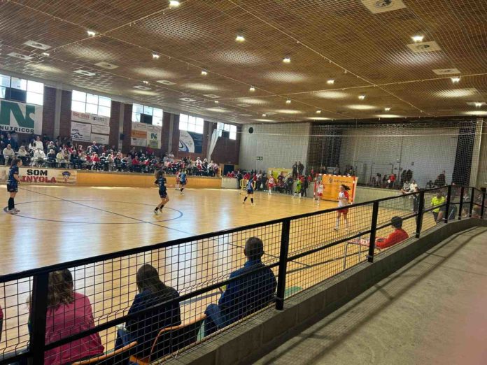 Wanapix Aldelís pierde ante Linyola y se queda sin su décima victoria_1_compressed