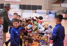 Sala 10 y Policía Solidaria organizan una nueva peluchada para ayudar a los más necesitados