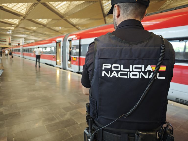 La Policía en el Transporte refuerza la seguridad y asistencia en la estación intermodal de Zaragoza