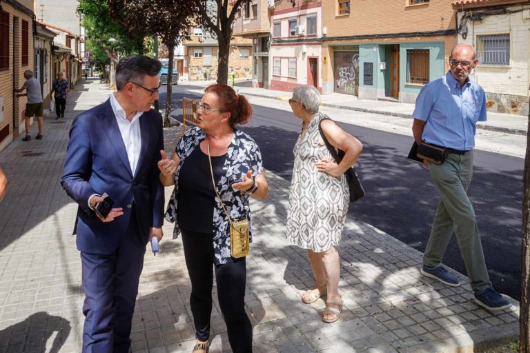 Zaragoza inicia la Operación Asfalto con una inversión de 1,5 millones en 43 calles