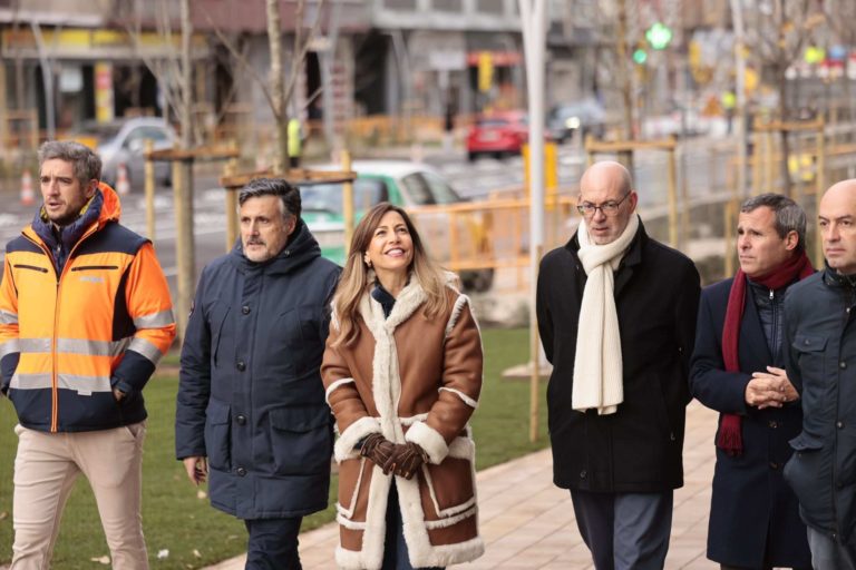 Zaragoza abre más de 12.000 m² de la reforma de la avenida de Navarra para mejorar la movilidad urbana