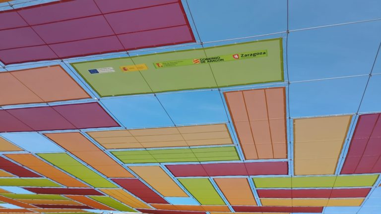 Zaragoza amplía la sombra en las Plazas Temáticas de la Expo con 110 nuevos toldos