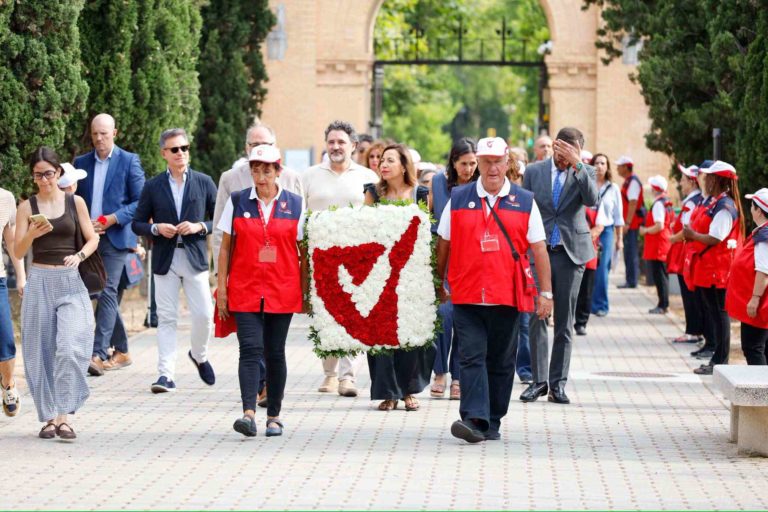 Zaragoza rinde homenaje a seis voluntarios municipales fallecidos en el último año