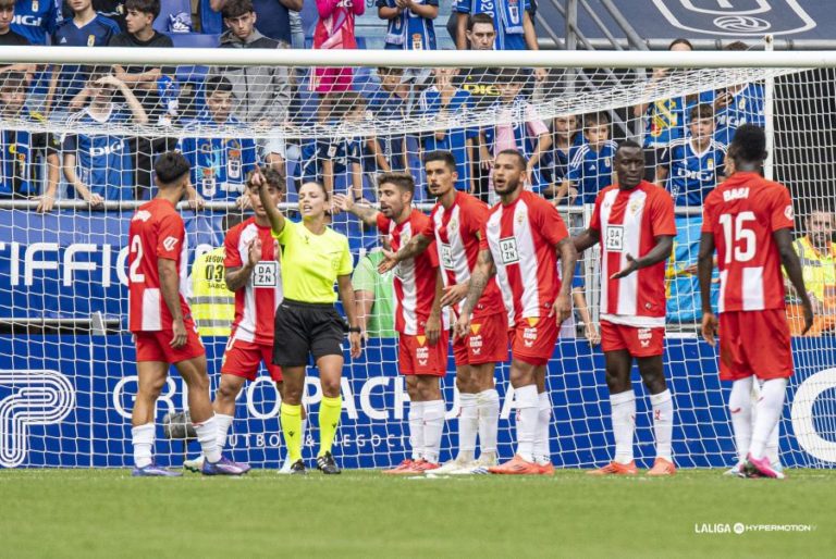 La UD Almería, en estado crítico, llega a La Romareda para medirse al Real Zaragoza