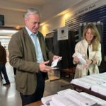 azcon votando