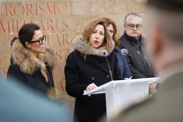 Homenaje a las víctimas del atentado de San Juan de los Panetes