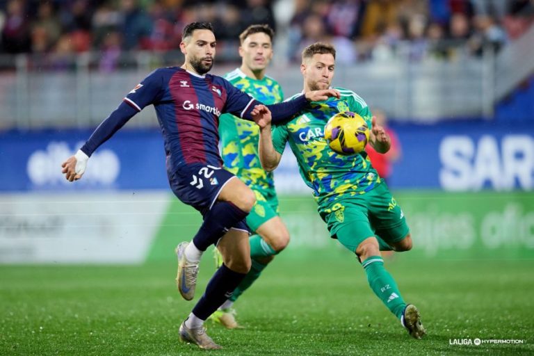 Otra noche de excusas y pobre fútbol