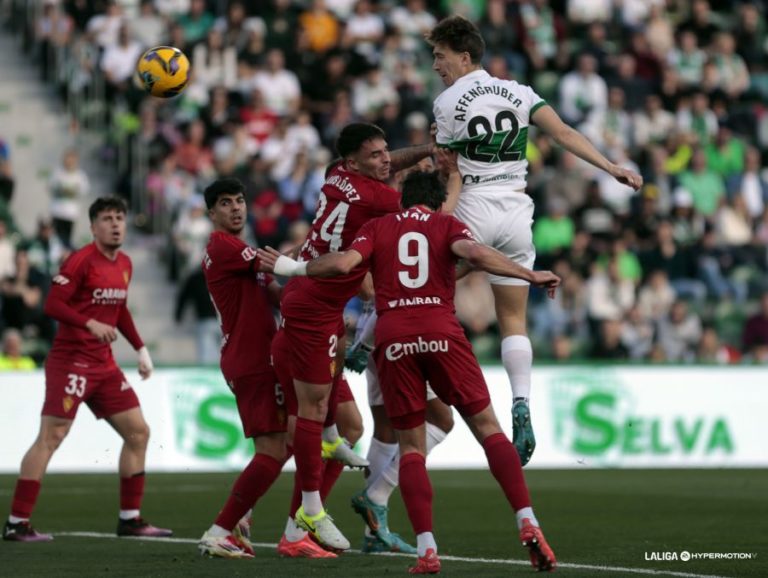 Derrota en el último minuto en el Martínez Valero ilicitano (1-0)
