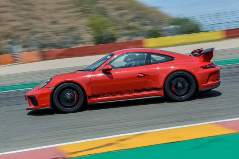 El recién reasfaltado circuito de velocidad de MotorLand Aragón reanuda su actividad este sábado