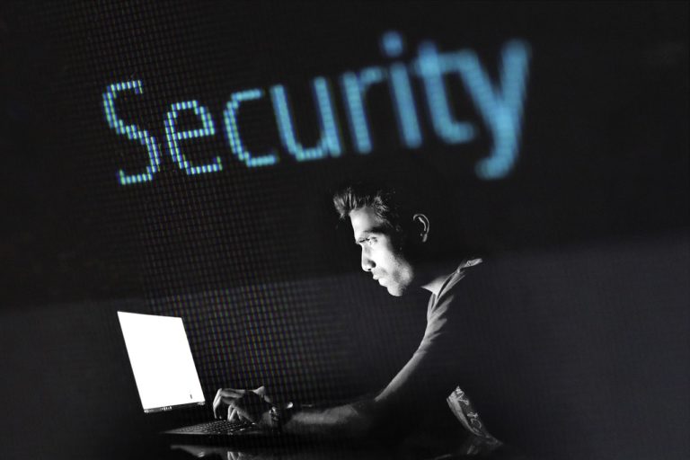 Cómo protegerte de fraudes online y mantener tu seguridad digital