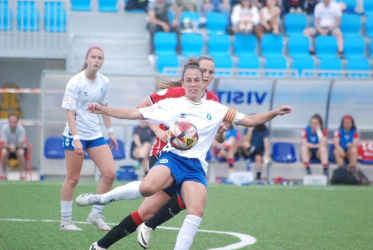 Lucía Fuertes, capitana del Zaragoza CFF, sufre una rotura de ligamentos y menisco interno