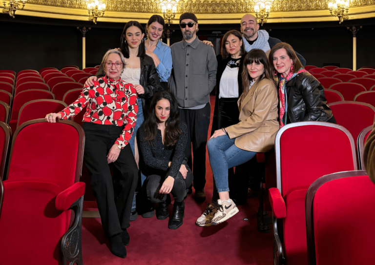 Rozalén y Luisa Gavasa protagonizan «Chavela»en el Principal