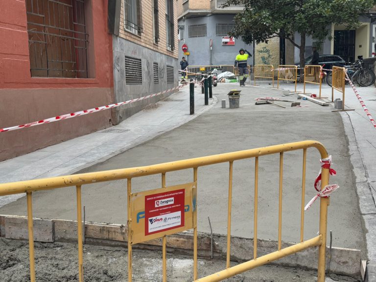 El Ayuntamiento inicia la reforma de  calles en La Magdalena
