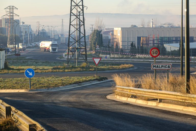El Ayuntamiento de Zaragoza inicia una nueva operación de asfaltado en los polígonos de Cogullada y Malpica